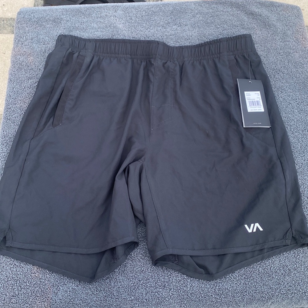 NWT RVCA shorts